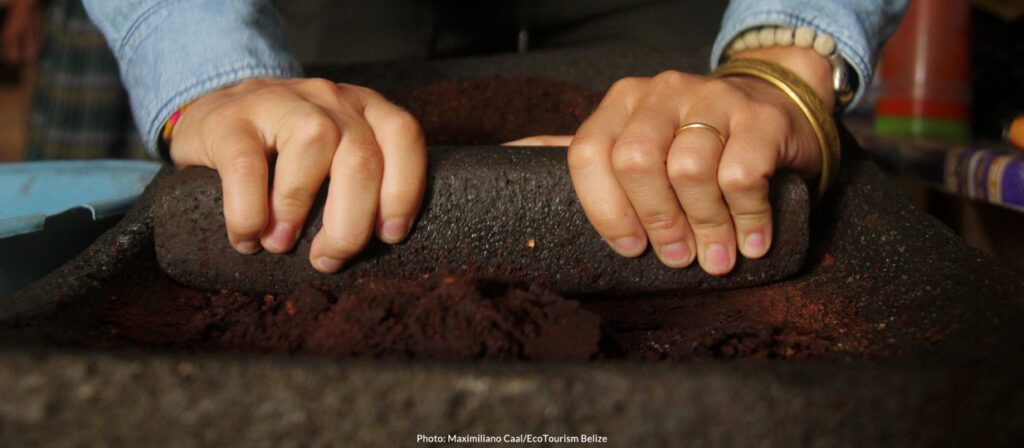 Traditional Chocolate Making - Maximiliano Caal
